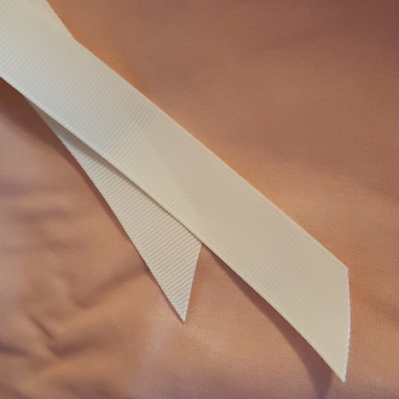 LARGE GUCCI BEAUTY POUCH. - Picture 7 of 7